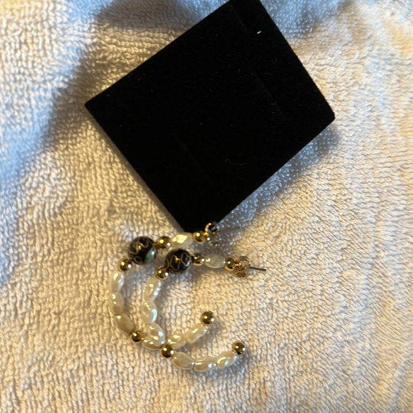 Avon Vintage 1995 Nestled Cloisonné Pierced Earrings - Picture 2 of 7